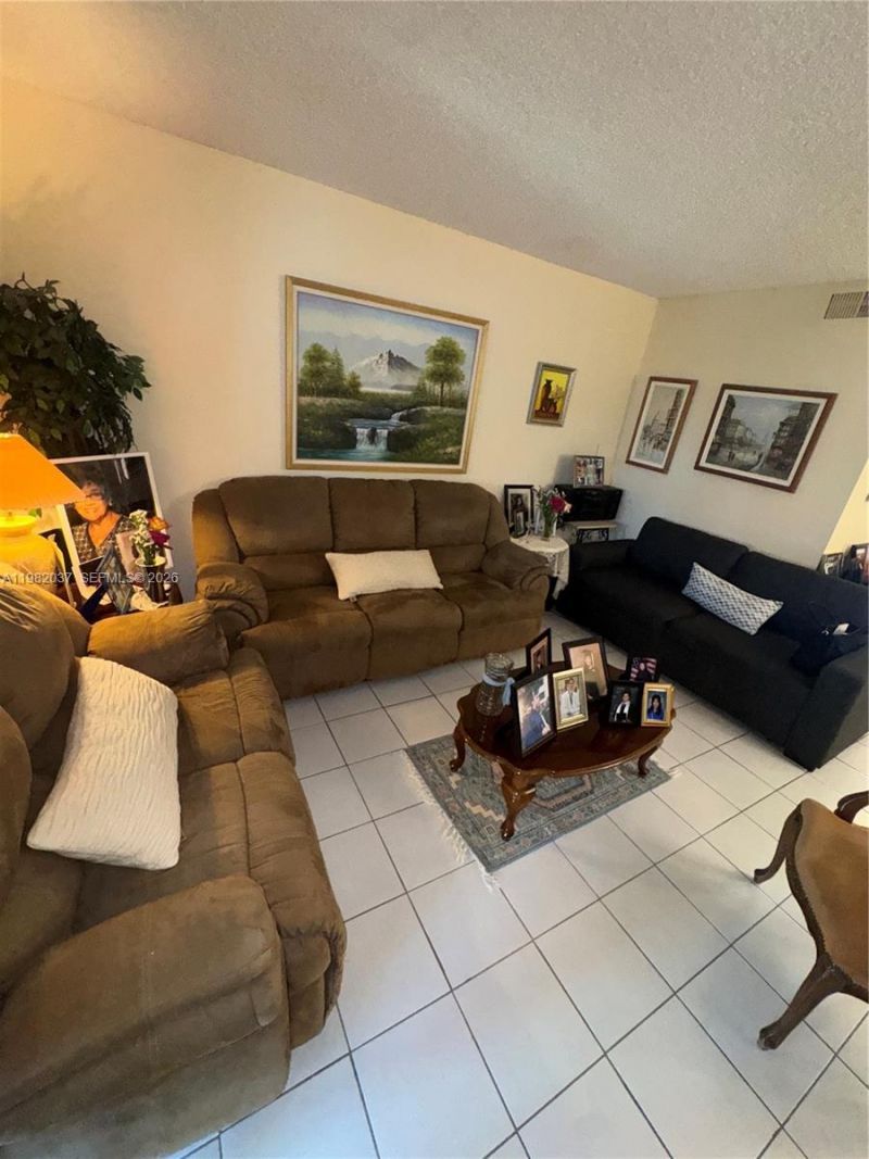 13464 SW 11th Ter , Miami, FL 33184 Photo