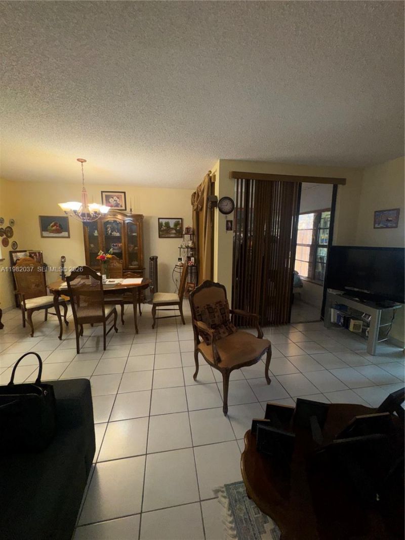 13464 SW 11th Ter , Miami, FL 33184 Photo