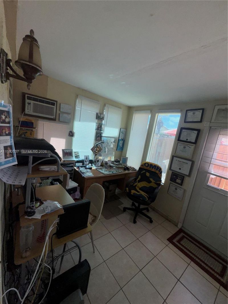 13464 SW 11th Ter , Miami, FL 33184 Photo