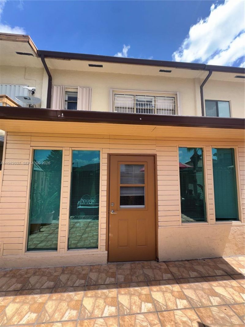 13464 SW 11th Ter , Miami, FL 33184 Photo