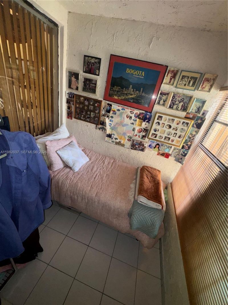 13464 SW 11th Ter , Miami, FL 33184 Photo