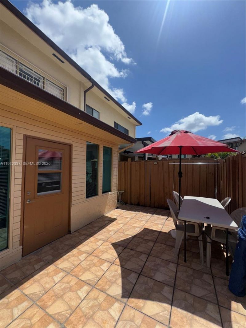 13464 SW 11th Ter , Miami, FL 33184 Photo