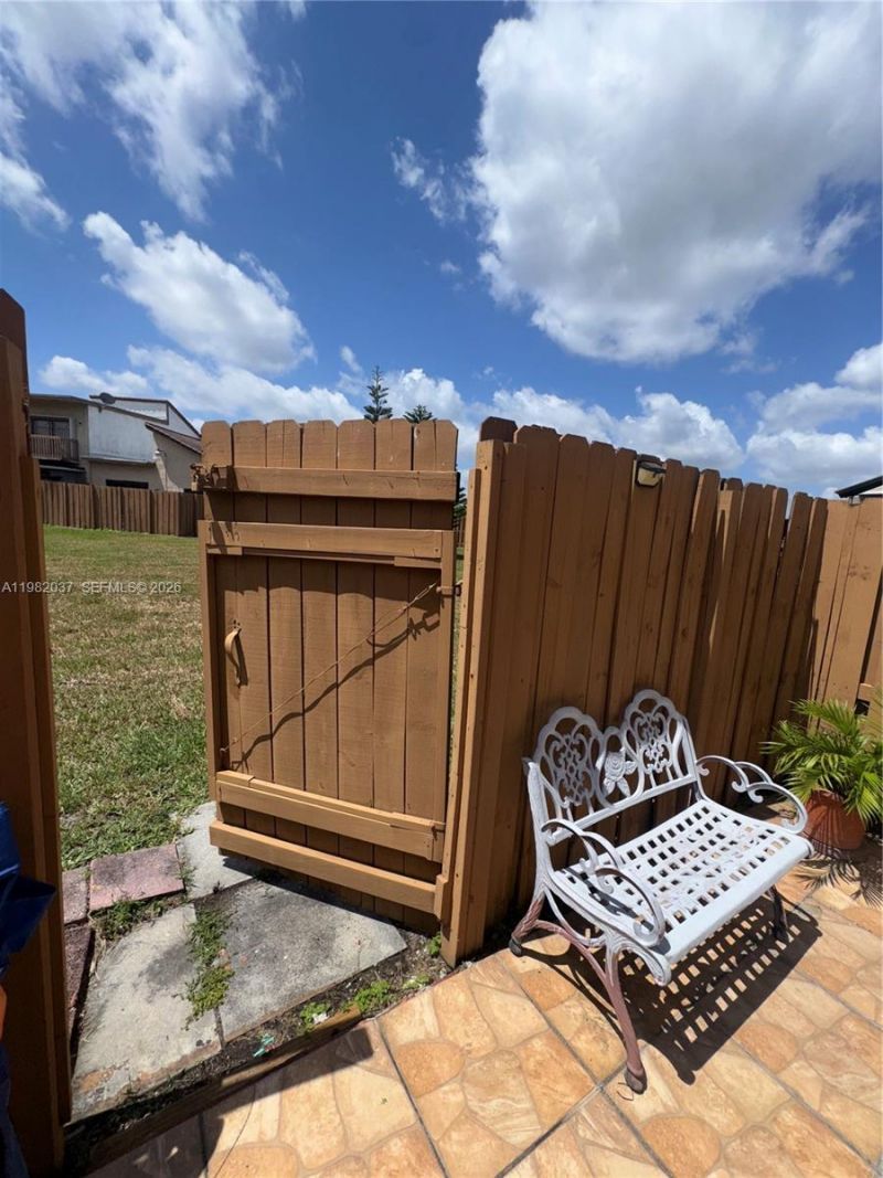 13464 SW 11th Ter , Miami, FL 33184 Photo