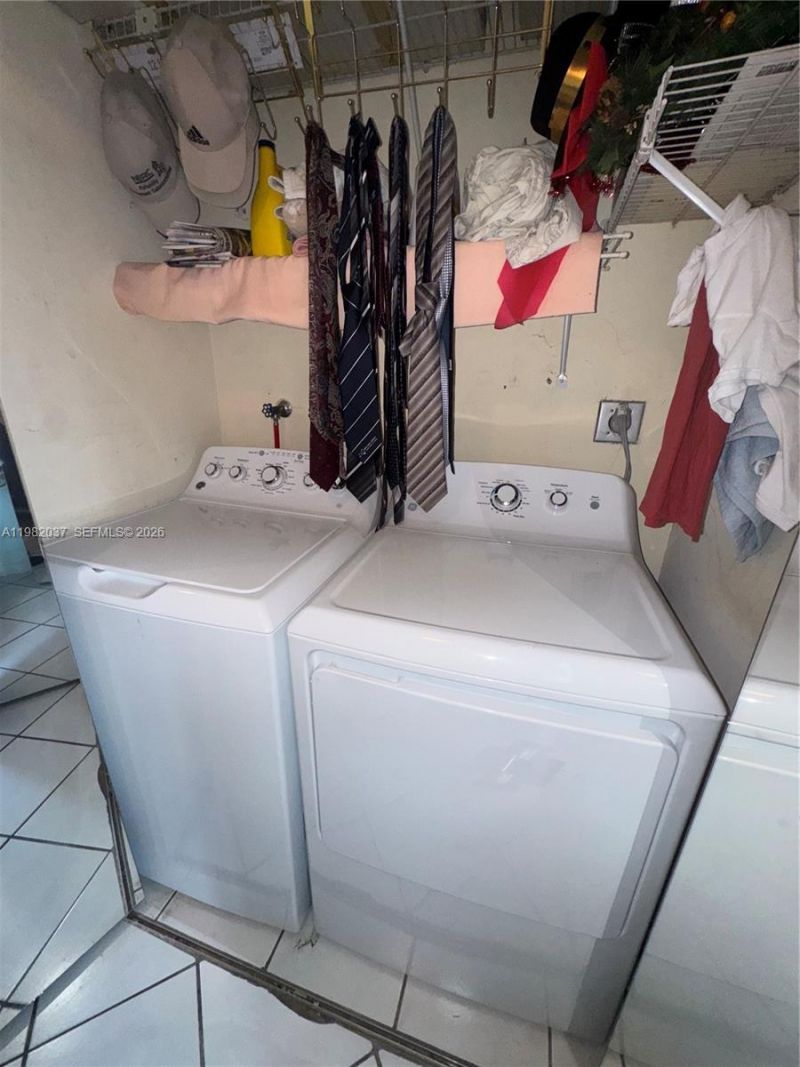 13464 SW 11th Ter , Miami, FL 33184 Photo