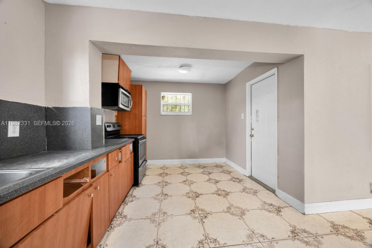 3853 NW 209th St , Miami Gardens, FL 33055 Photo