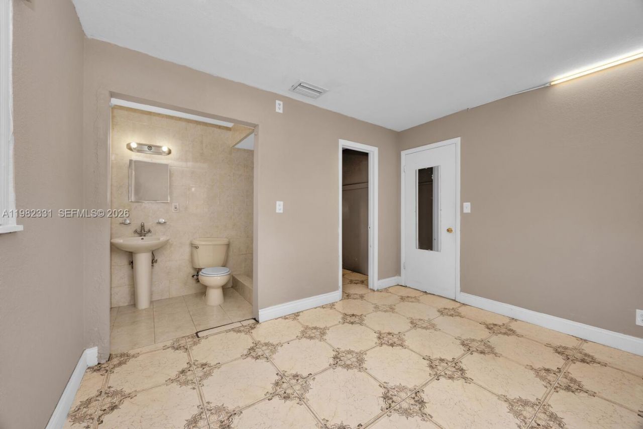 3853 NW 209th St , Miami Gardens, FL 33055 Photo