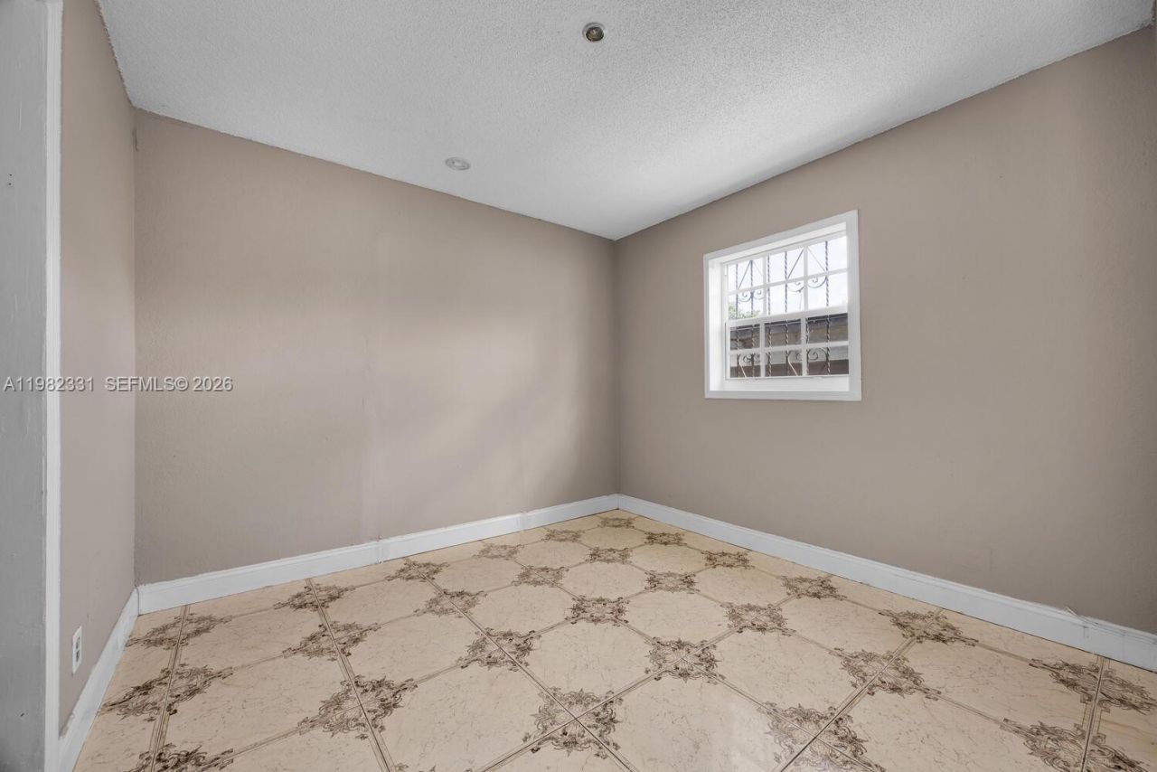 3853 NW 209th St , Miami Gardens, FL 33055 Photo