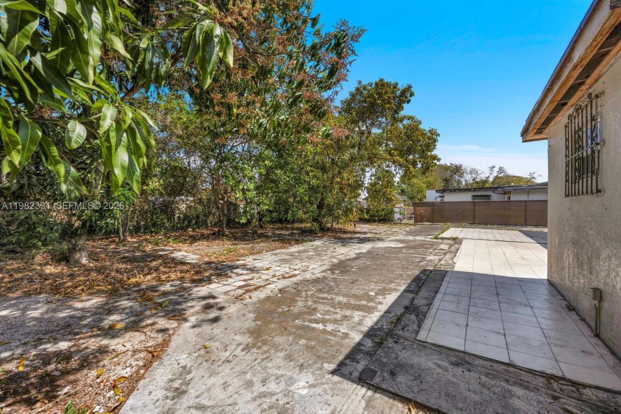 3853 NW 209th St , Miami Gardens, FL 33055 Photo