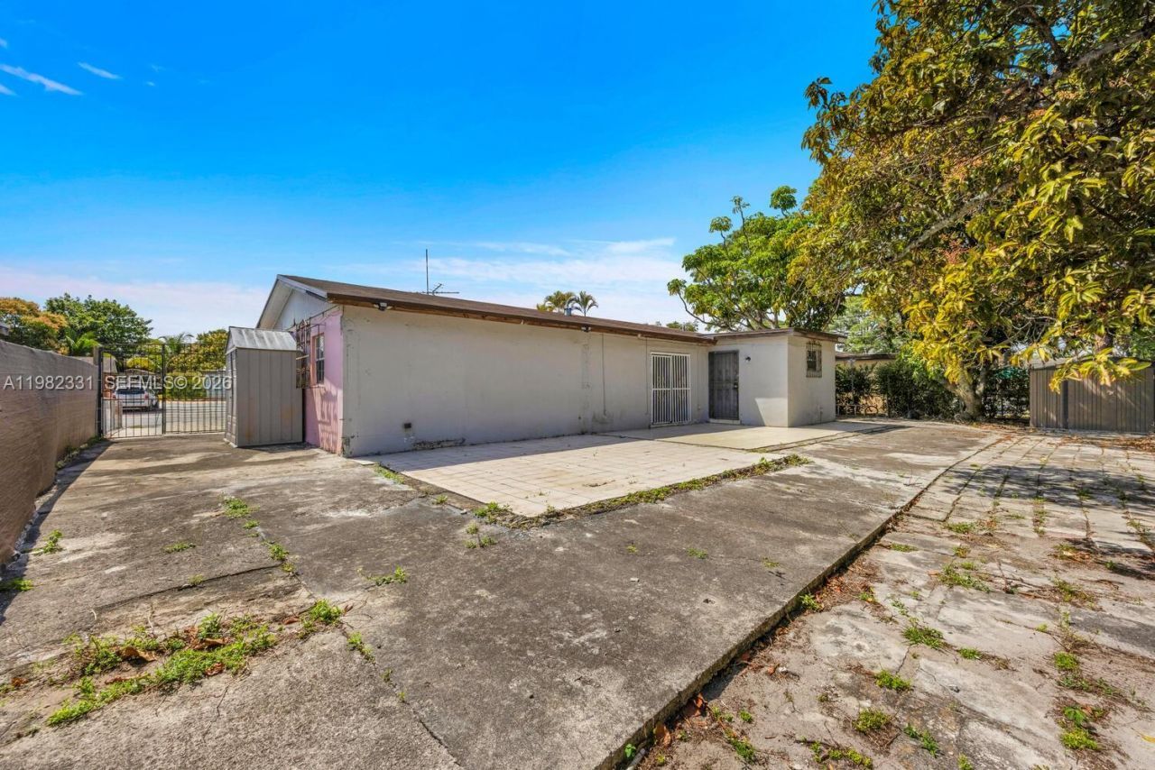 3853 NW 209th St , Miami Gardens, FL 33055 Photo