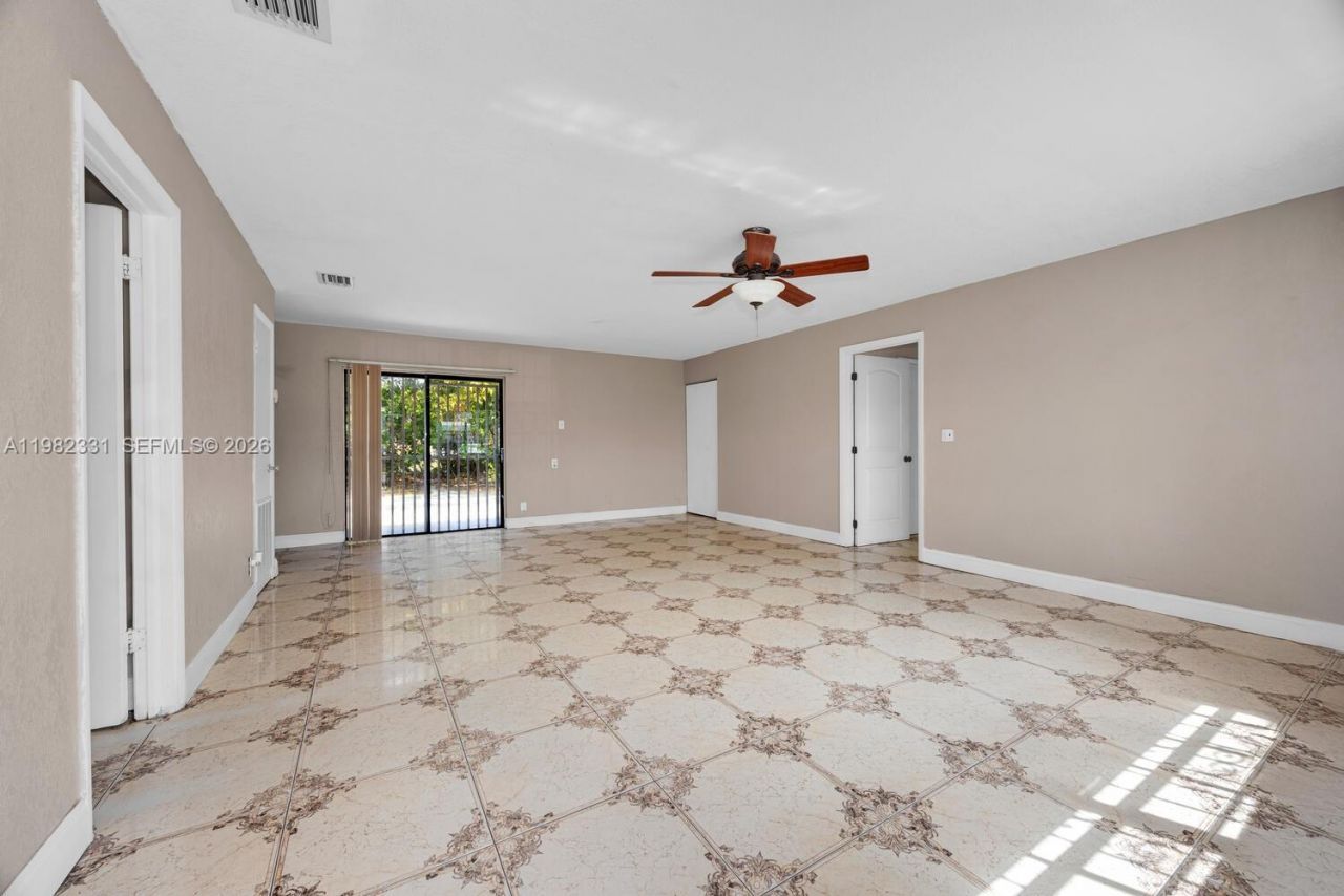 3853 NW 209th St , Miami Gardens, FL 33055 Photo