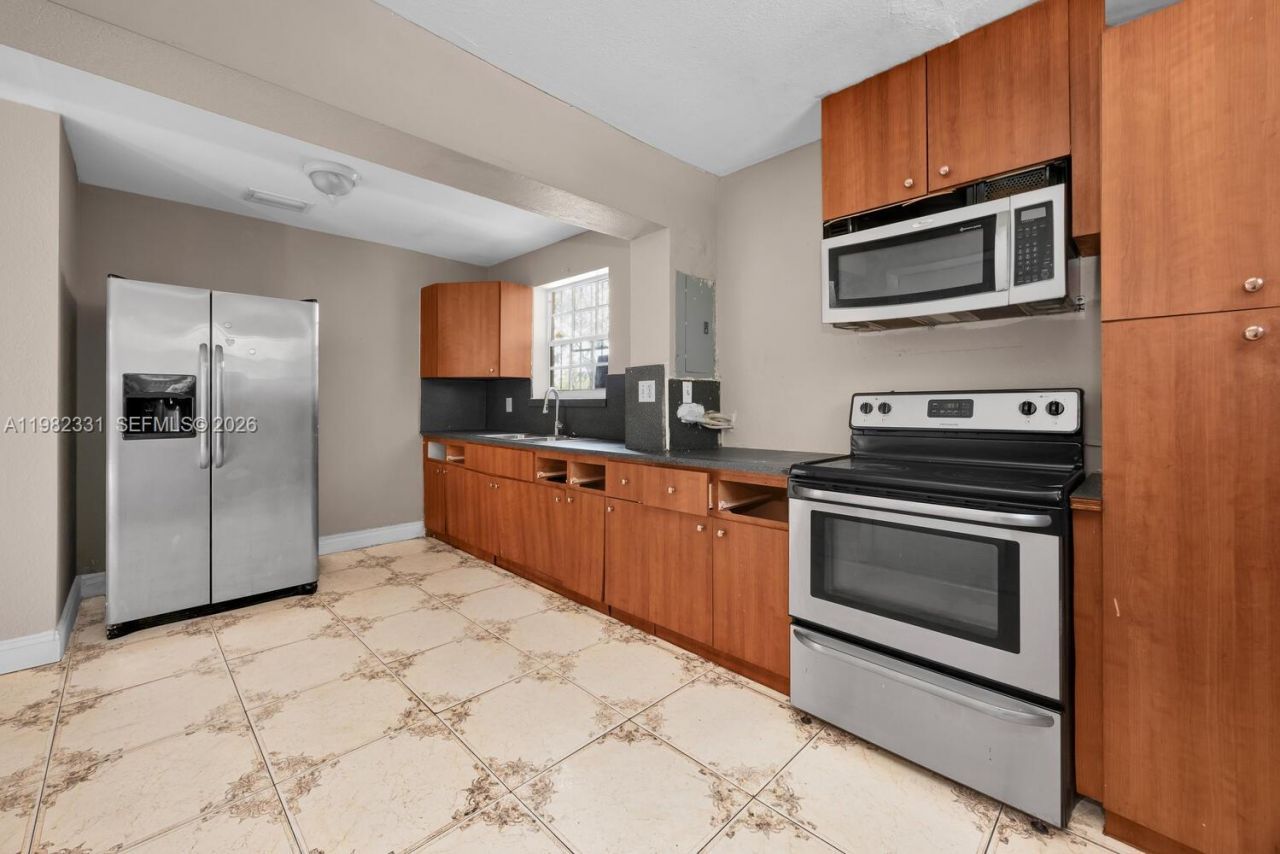 3853 NW 209th St , Miami Gardens, FL 33055 Photo