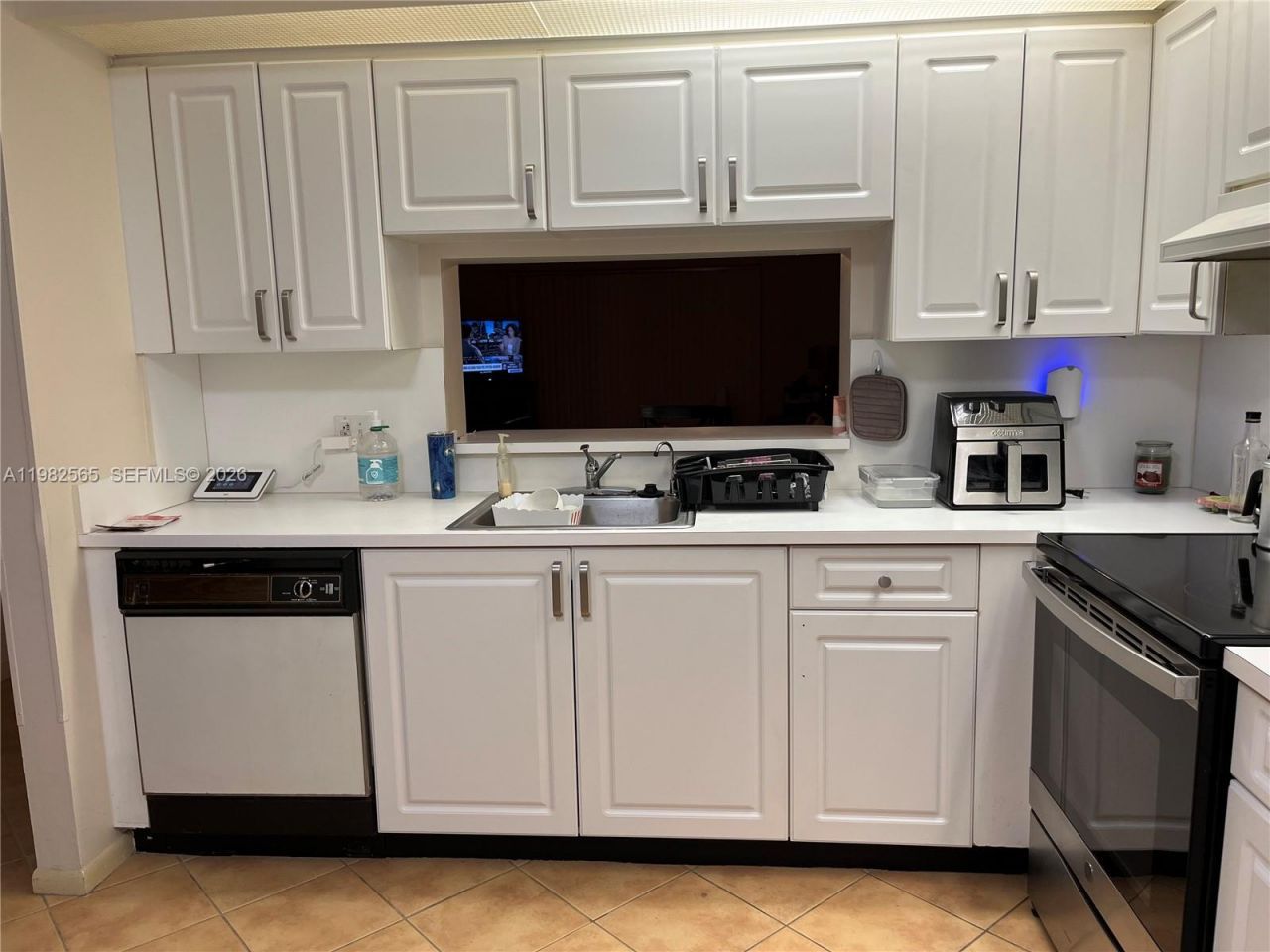 1110 SW 125th Ave, Unit 209M, Pembroke Pines, FL 33027 Photo