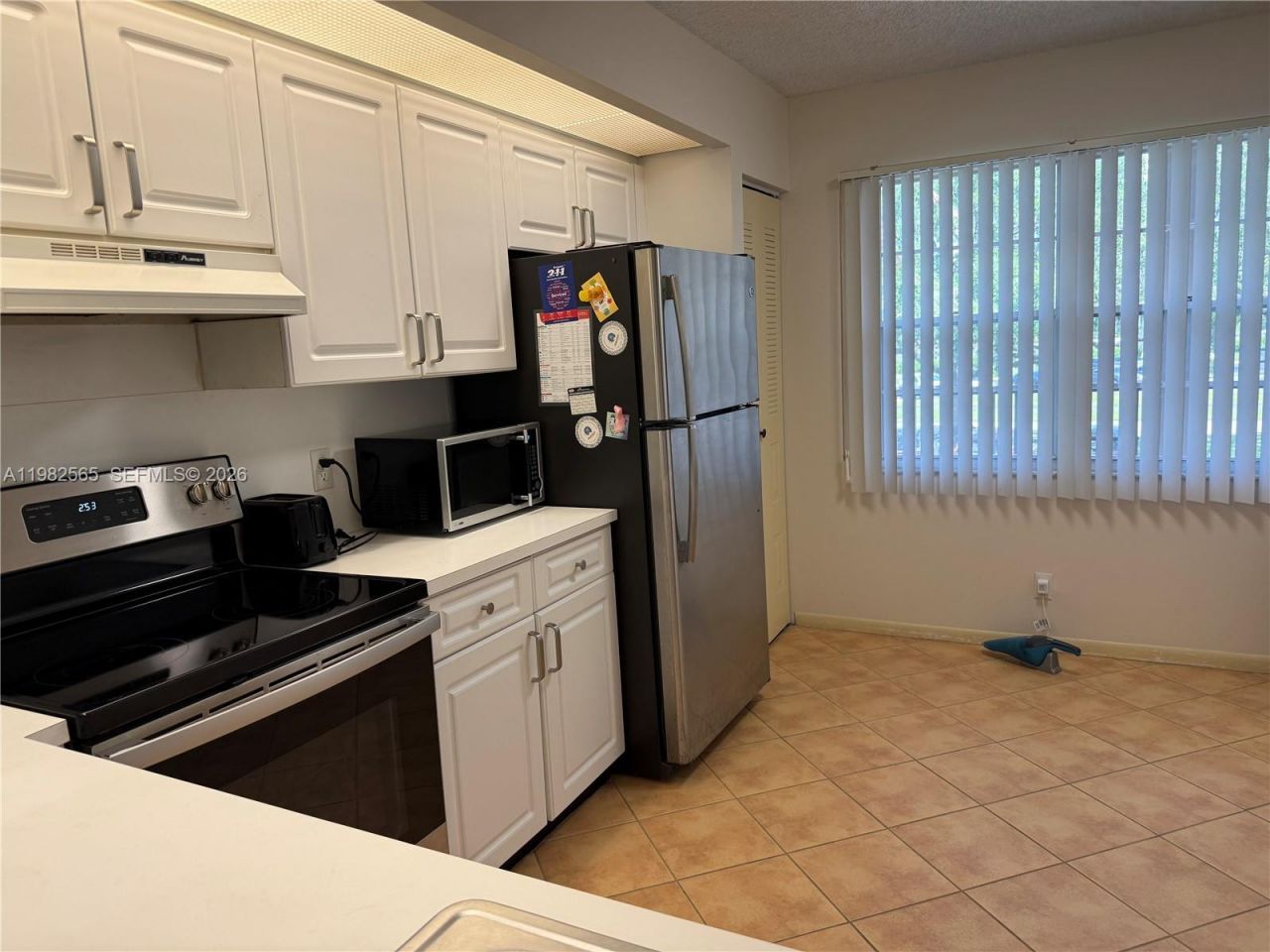 1110 SW 125th Ave, Unit 209M, Pembroke Pines, FL 33027 Photo