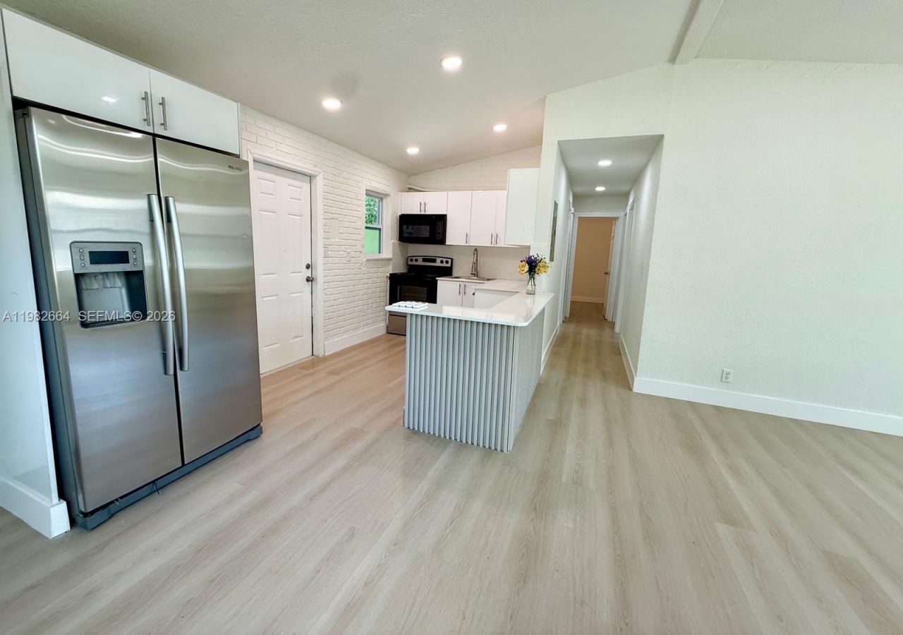 1632 NW 18th Ave, Fort Lauderdale, FL 33311 Photo