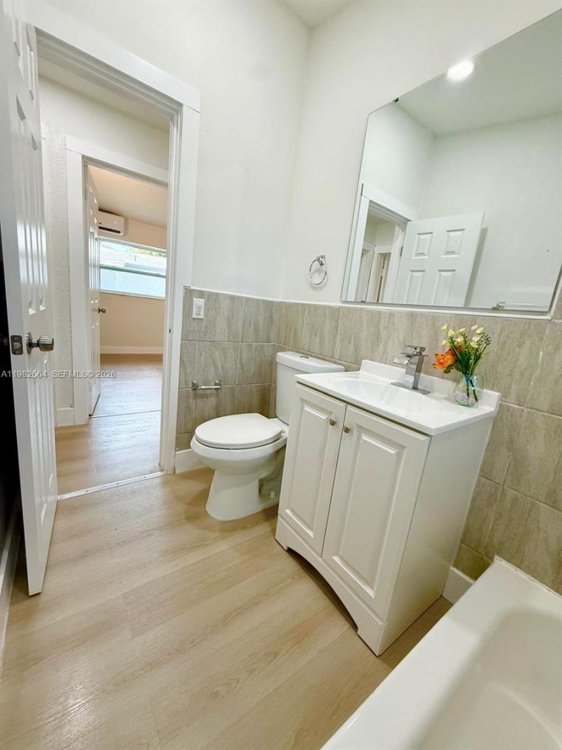 1632 NW 18th Ave, Fort Lauderdale, FL 33311 Photo