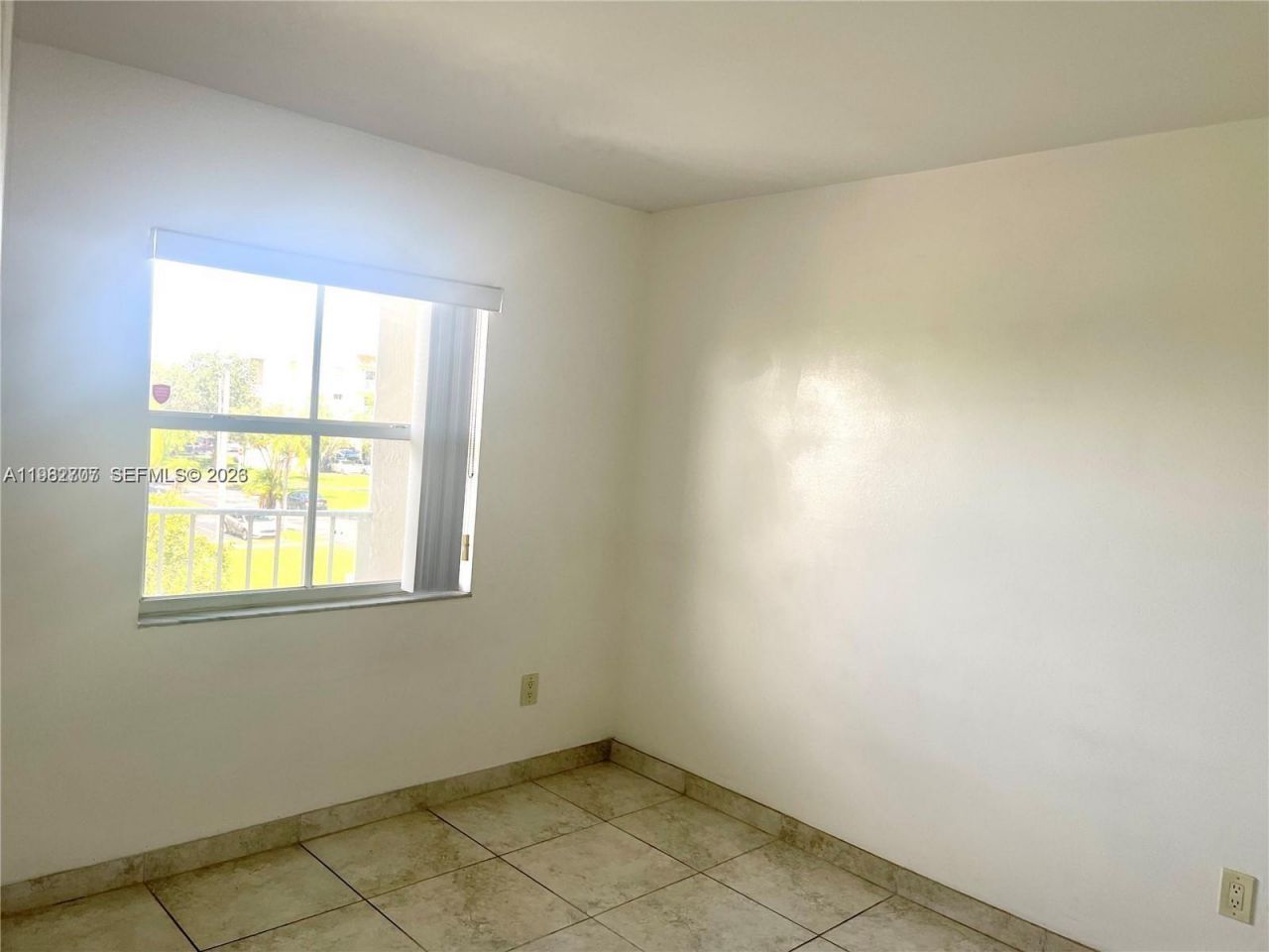 8240 SW 210th St, Unit 215, Cutler Bay, FL 33189 Photo