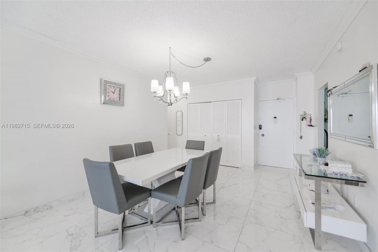 1980 S Ocean Dr, Unit 7A, Hallandale Beach, FL 33009 Photo