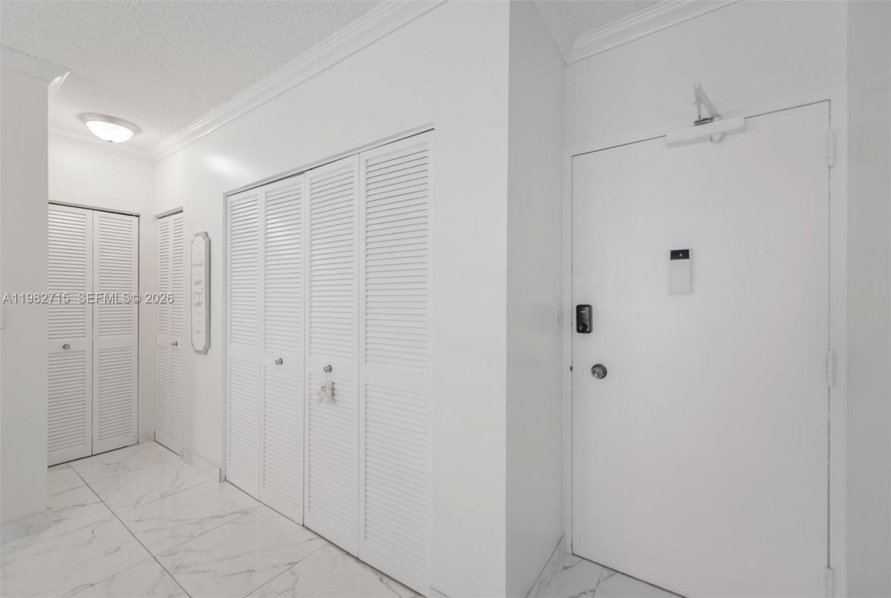 1980 S Ocean Dr, Unit 7A, Hallandale Beach, FL 33009 Photo