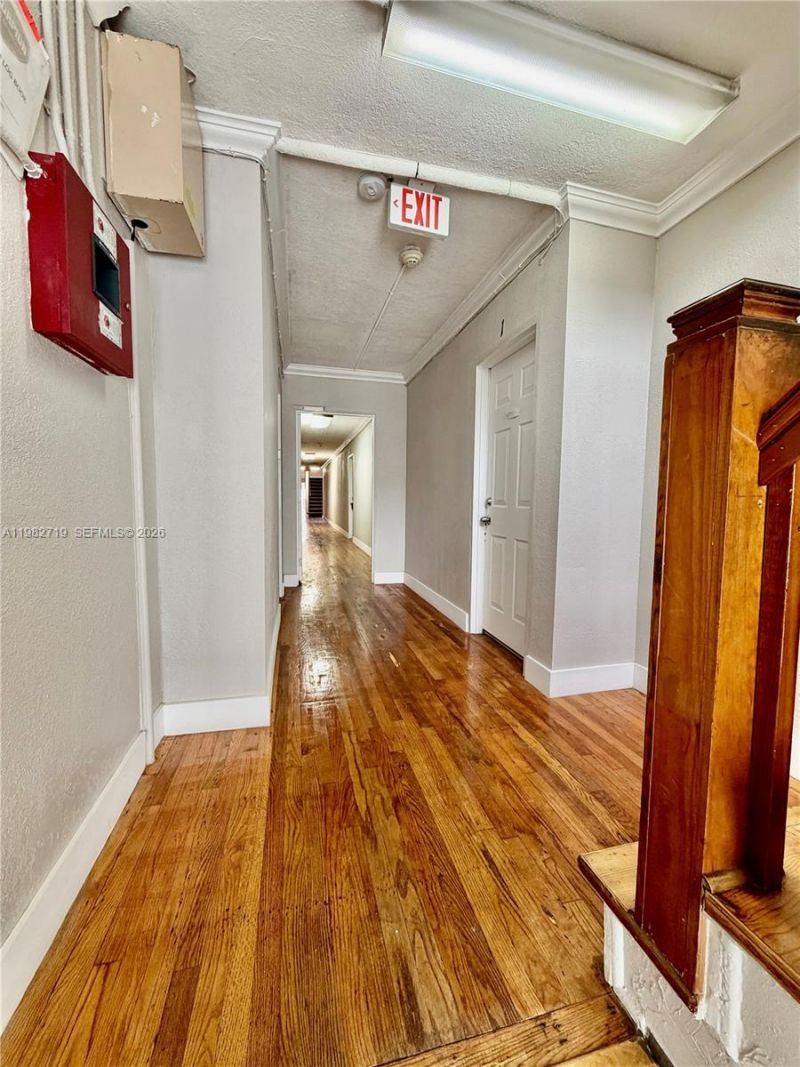 7928 Harding Ave, Unit 5, Miami Beach, FL 33141 Photo