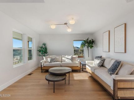 680 Rowe Place, Sparks, NV 89441 Photo