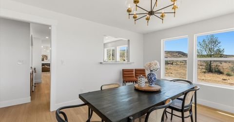 680 Rowe Place, Sparks, NV 89441 Photo