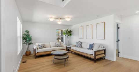 680 Rowe Place, Sparks, NV 89441 Photo