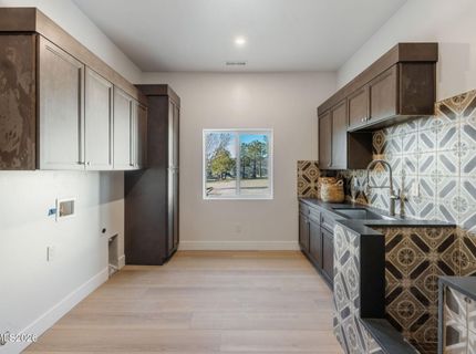 680 Rowe Place, Sparks, NV 89441 Photo