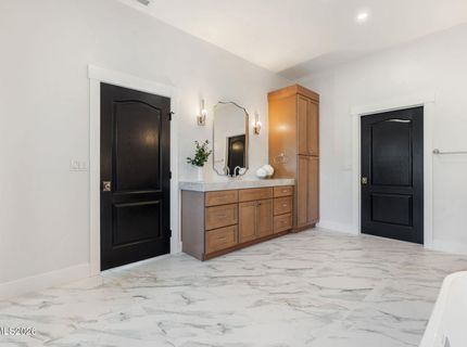 680 Rowe Place, Sparks, NV 89441 Photo