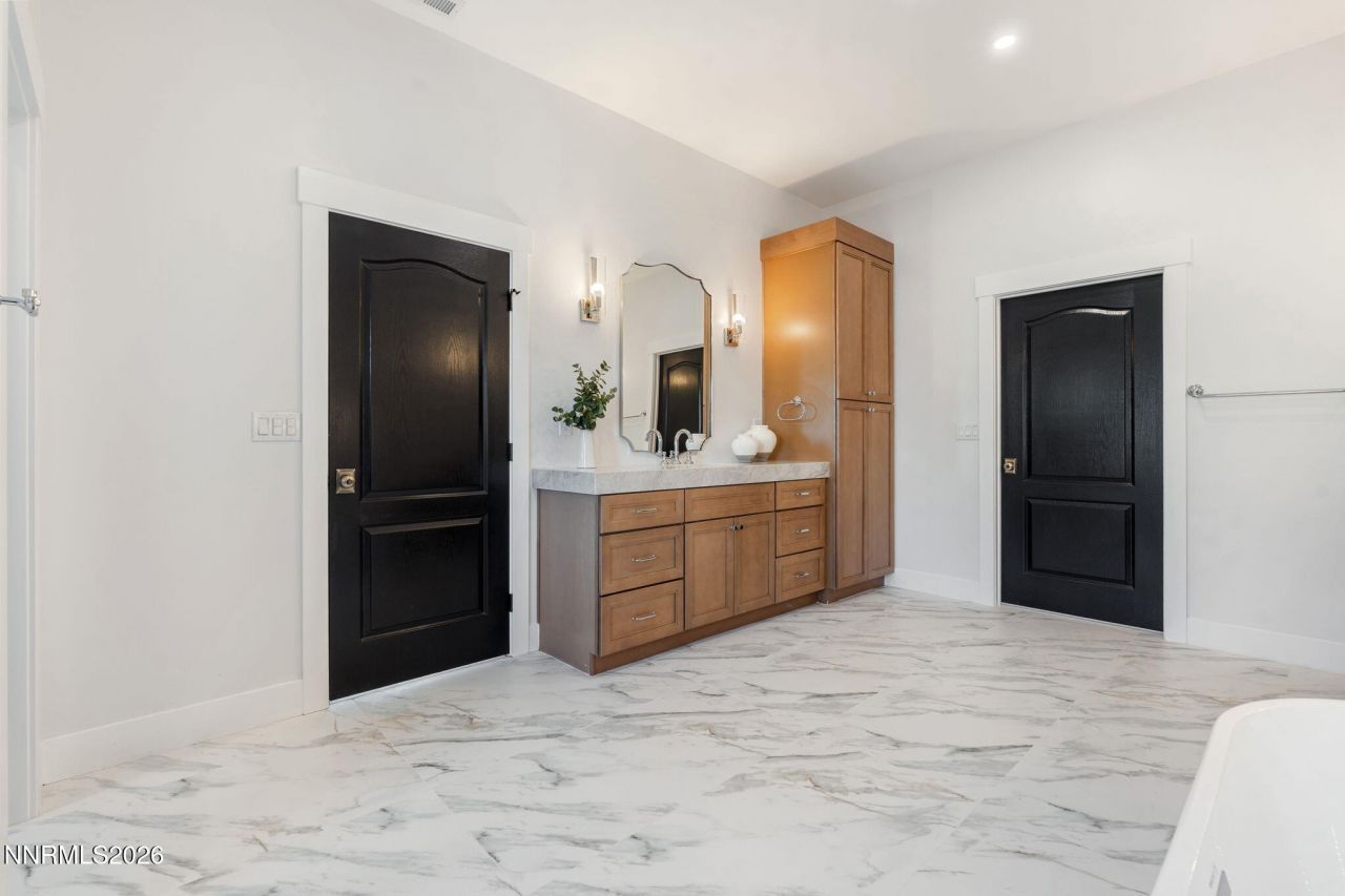 680 Rowe Place, Sparks, NV 89441 Photo