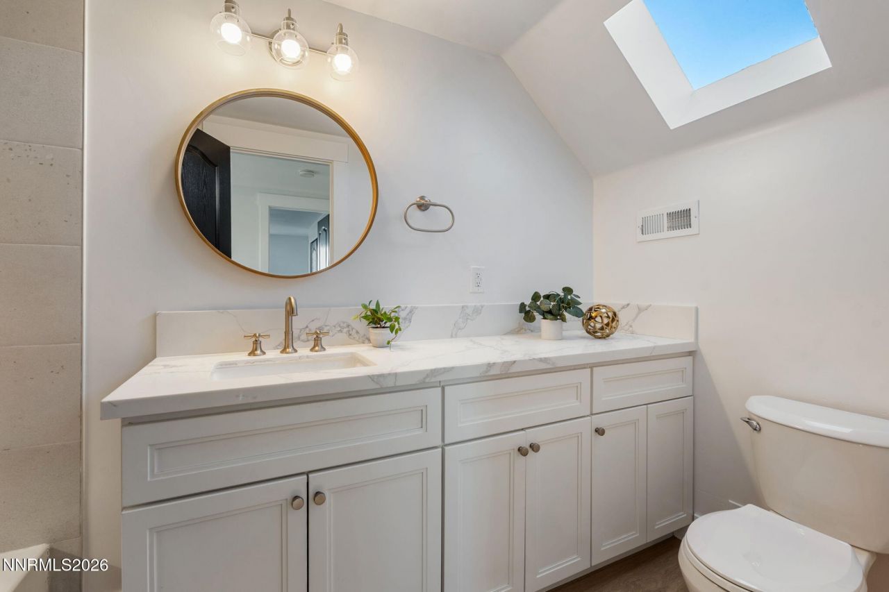 680 Rowe Place, Sparks, NV 89441 Photo