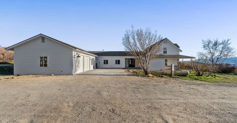 680 Rowe Place, Sparks, NV 89441 Photo