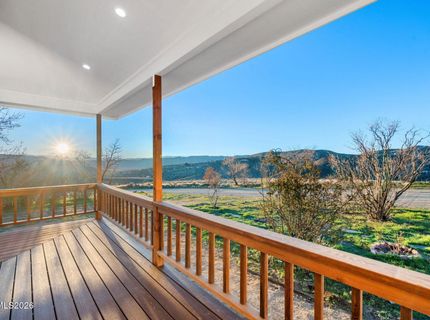 680 Rowe Place, Sparks, NV 89441 Photo