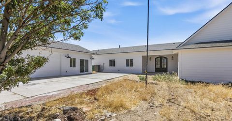 680 Rowe Place, Sparks, NV 89441 Photo