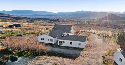 680 Rowe Place, Sparks, NV 89441 Photo