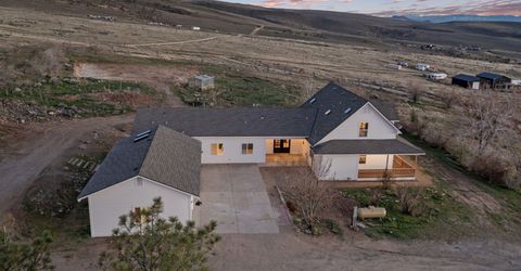 680 Rowe Place, Sparks, NV 89441 Photo