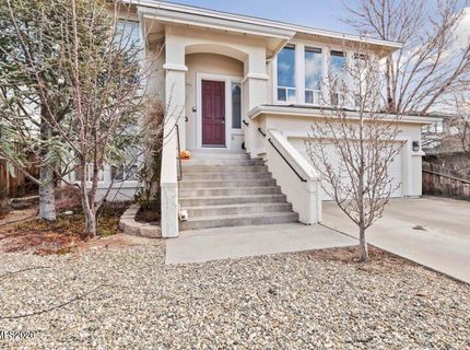 561 Tarn Way, Reno, NV 89503 Photo