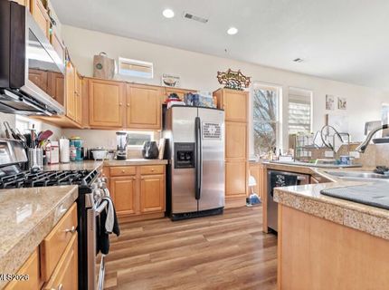 561 Tarn Way, Reno, NV 89503 Photo