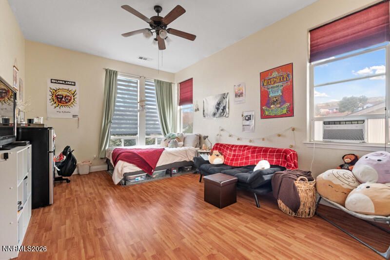 561 Tarn Way, Reno, NV 89503 Photo