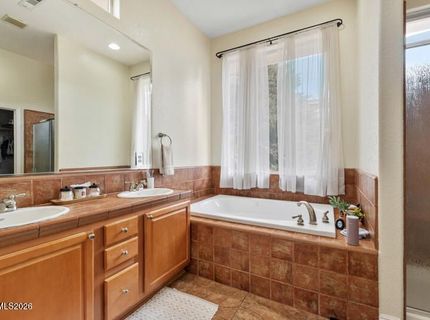 561 Tarn Way, Reno, NV 89503 Photo