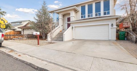 561 Tarn Way, Reno, NV 89503 Photo