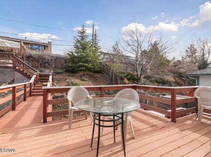 561 Tarn Way, Reno, NV 89503 Photo