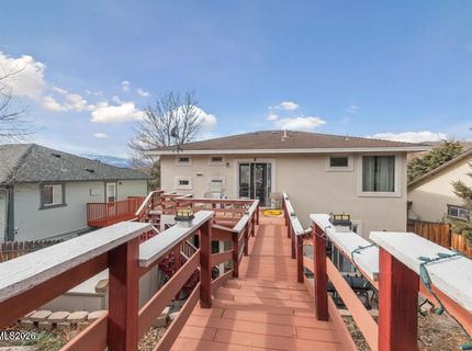 561 Tarn Way, Reno, NV 89503 Photo