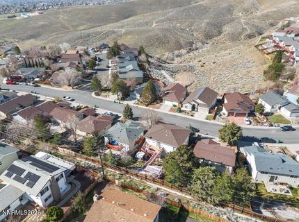 561 Tarn Way, Reno, NV 89503 Photo
