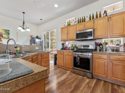 561 Tarn Way, Reno, NV 89503 Photo