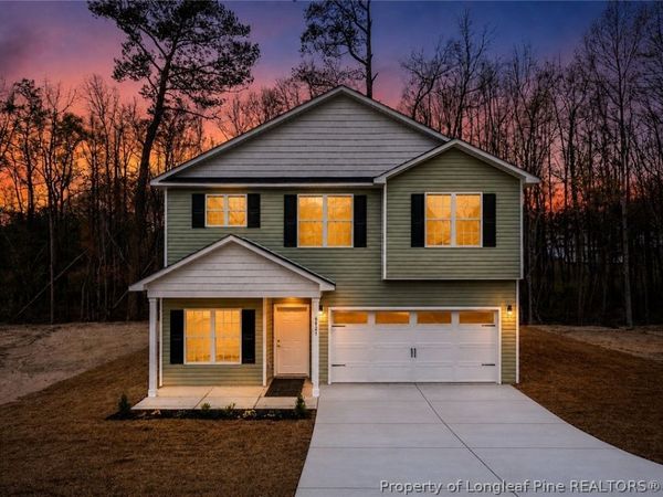 6827 Netherdale Drive, Fayetteville, NC 28314