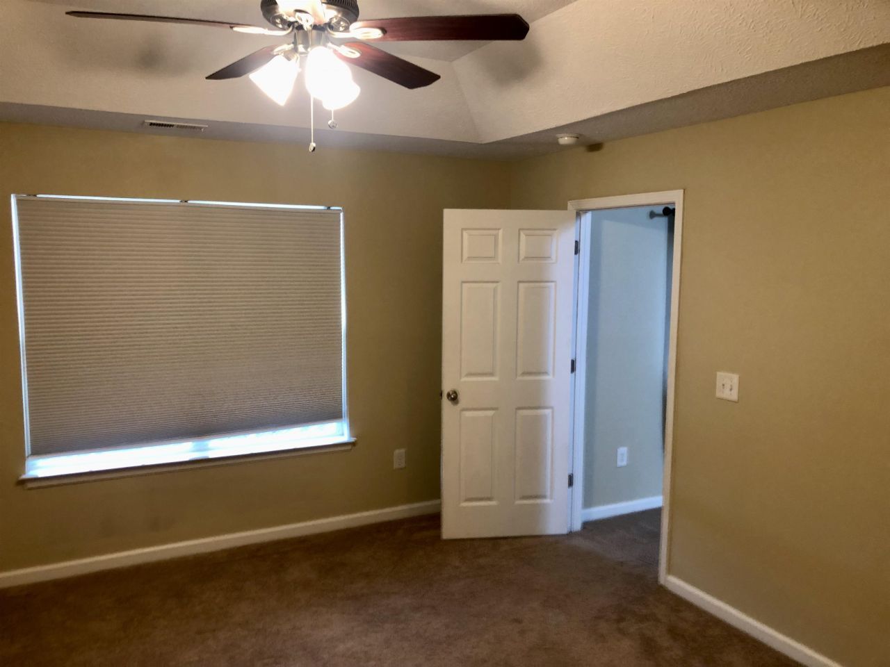 338 Hidden Ct.  Photo 9