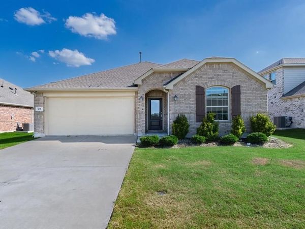 1215 Chapel Hill Drive, Anna, TX 75409