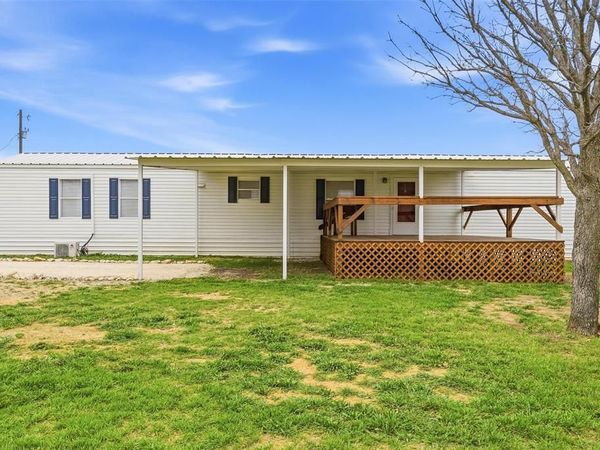 3100 Skylark Street , Joshua, TX 76058