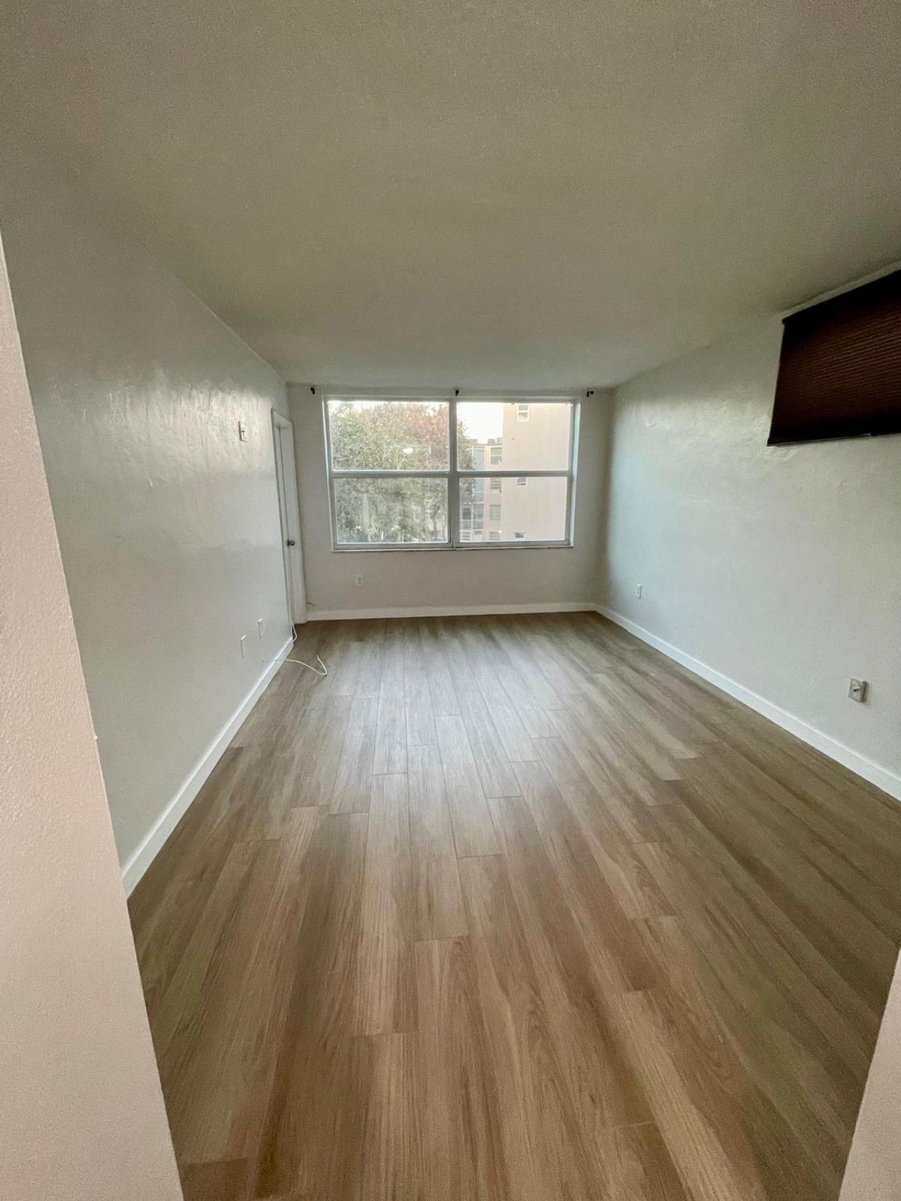 1401 NE 191st Street, Miami, FL 33179 Photo