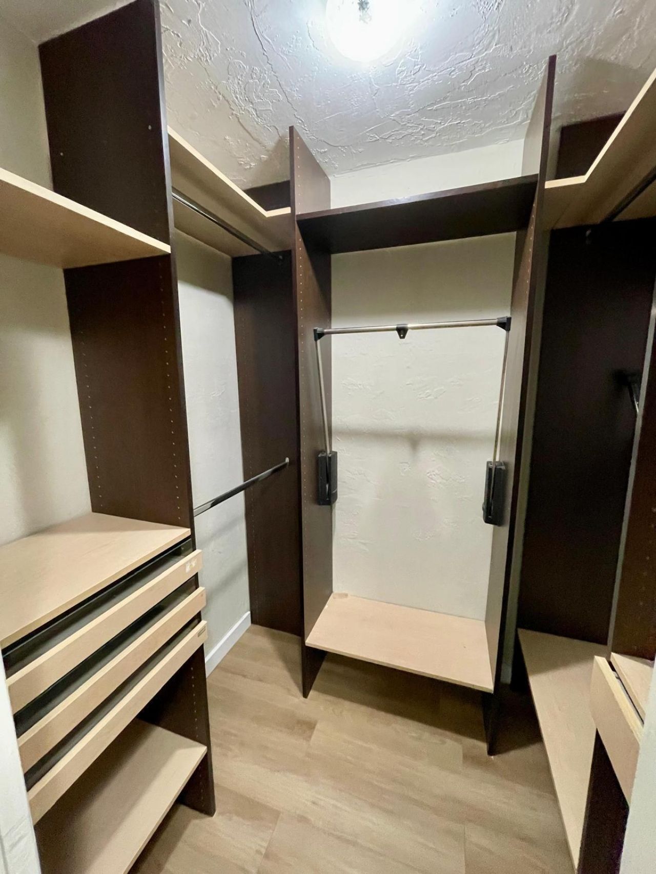 1401 NE 191st Street, Miami, FL 33179 Photo